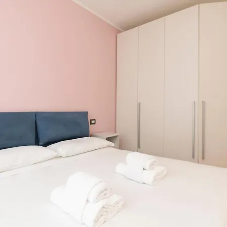 Luxury Near Bocconi Zamenhof 7 *