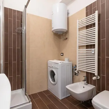 Luxury Near Bocconi Zamenhof 7 Apartamento Milán